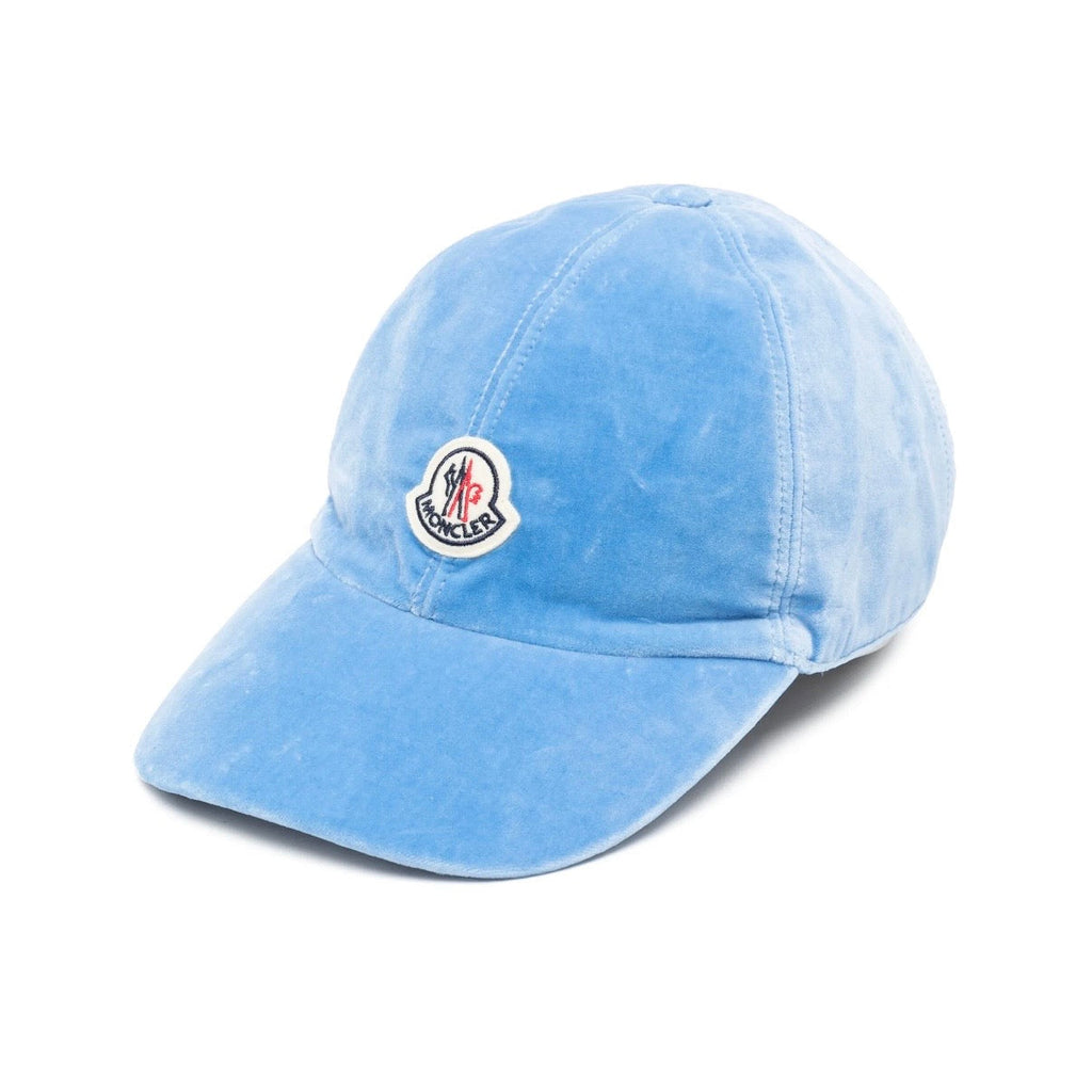 Cap M*ncler