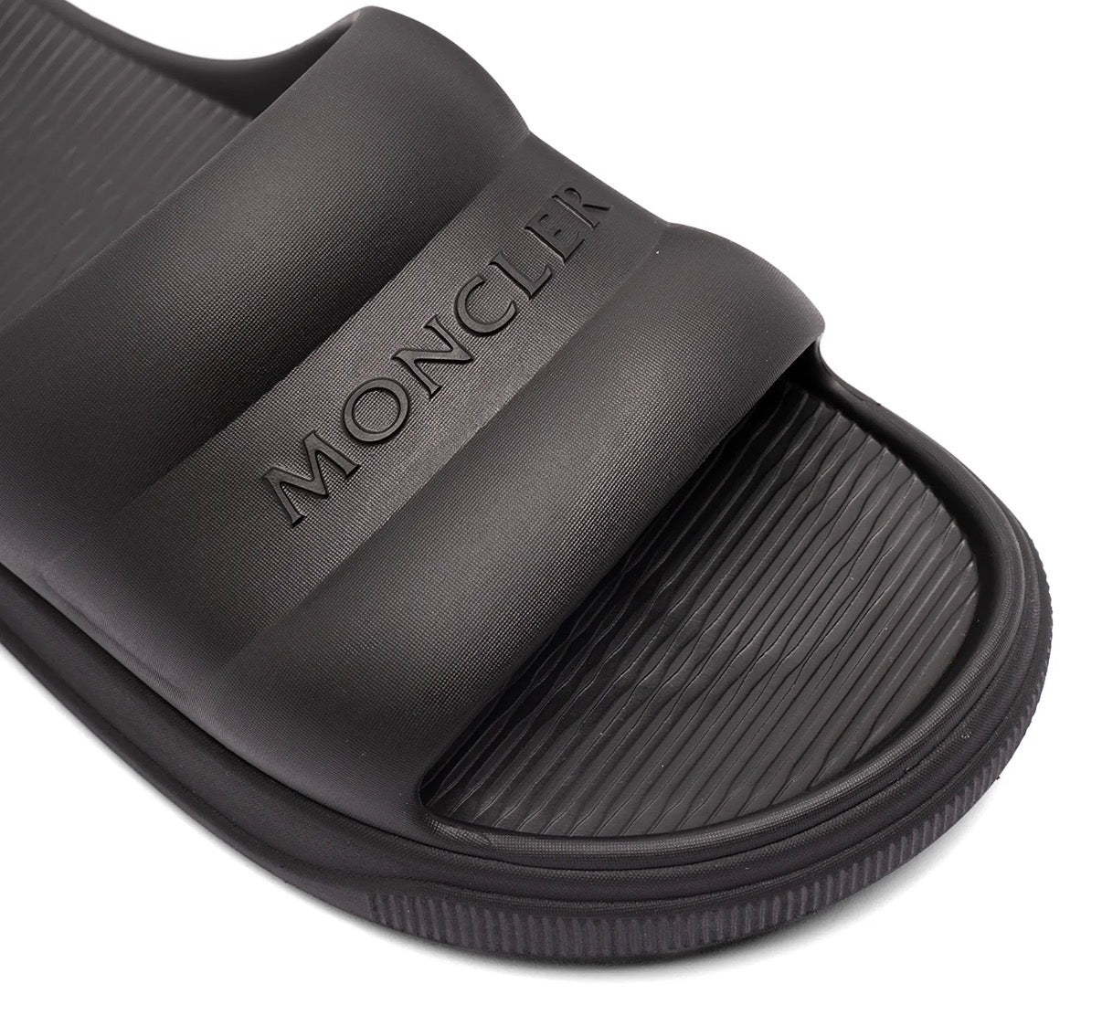 Slippers M*ncler