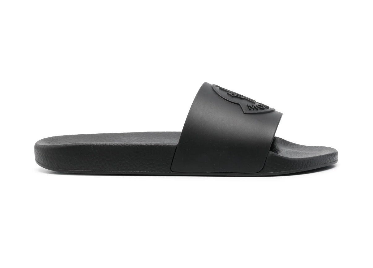 Slippers M*ncler