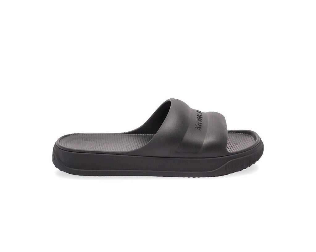 Slippers M*ncler